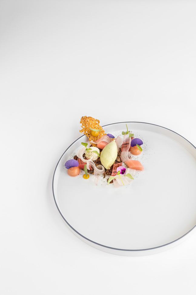 Rhabarber aus dem Thurgau, Zitronenverveine, Sesam, Kalamansi