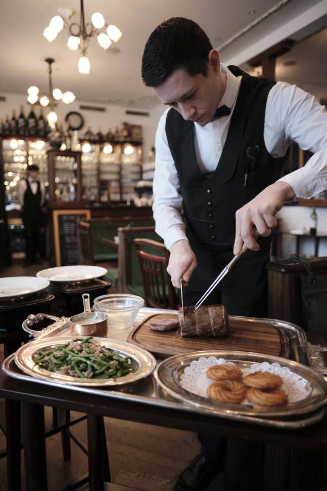 Zum edlen Rindfleisch empfiehlt sich schwerer Rotwein – und ein kubanischer Klassiker.