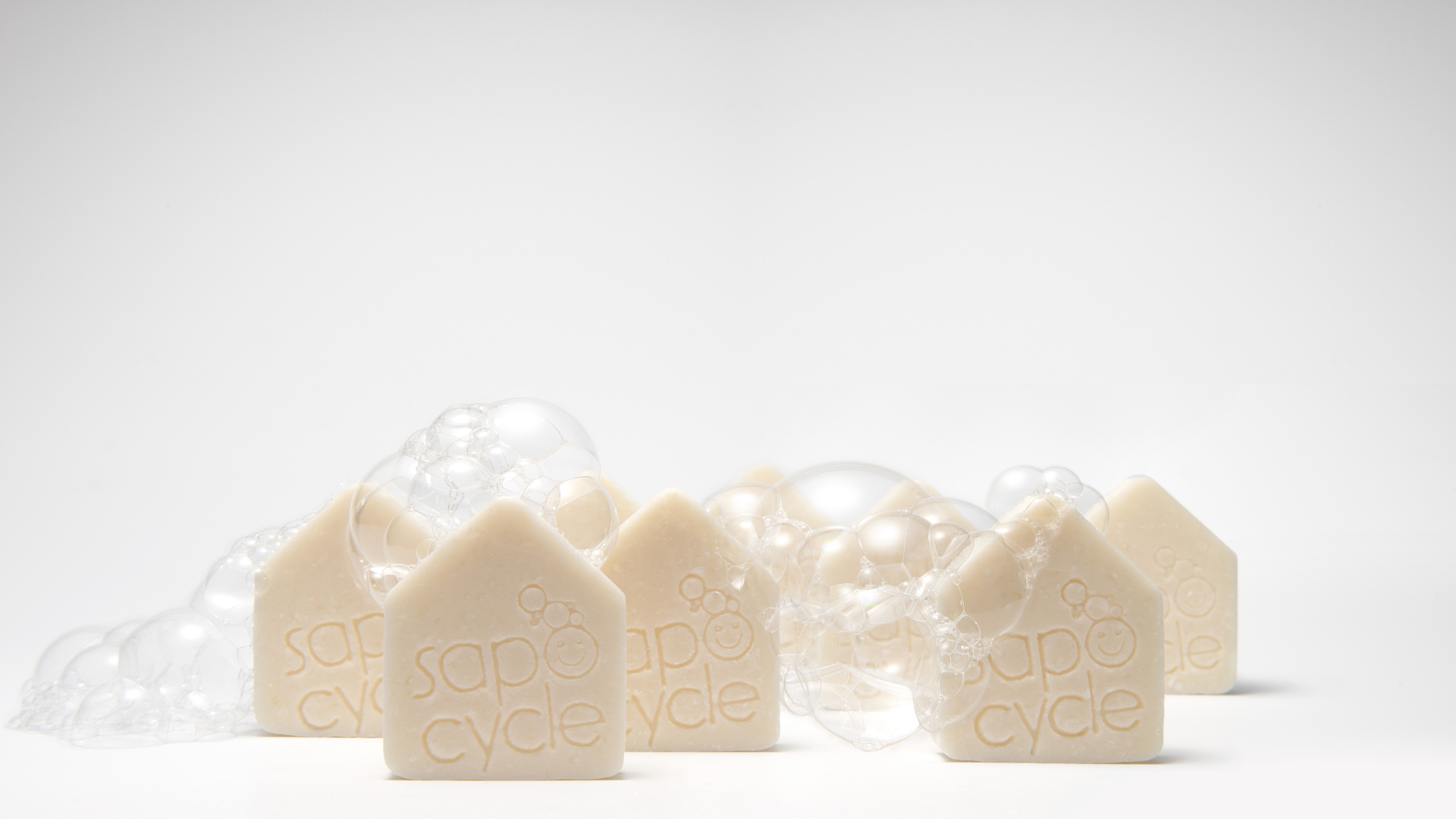 sapocycle_soapbubbles_4.jpg sapocycle_soapbubbles_4.jpg